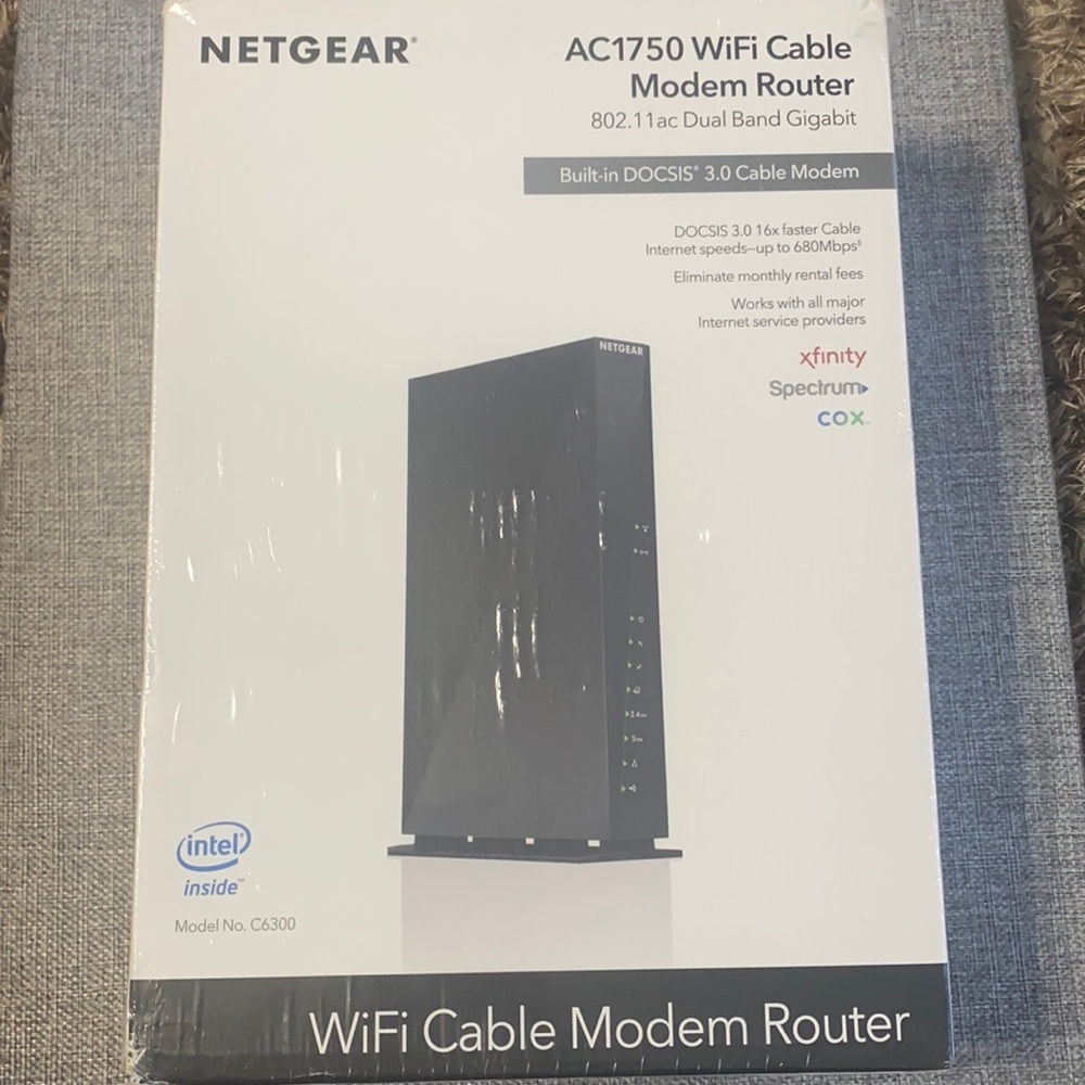 NETGEAR WiFi Cable Modem Router